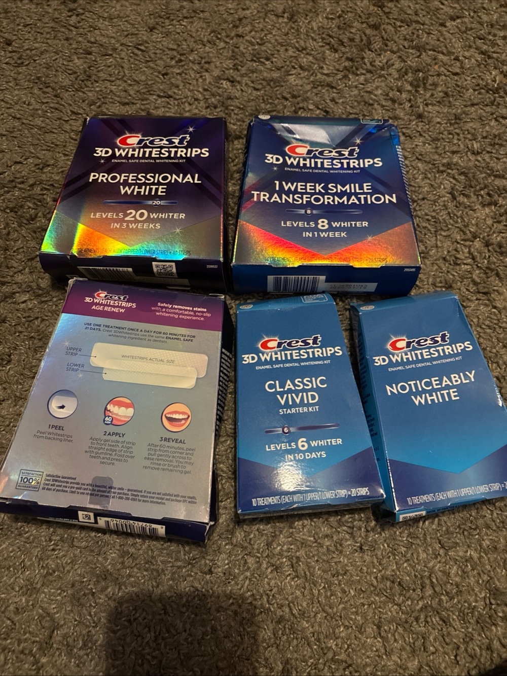 Crest 3D Whitestrips Pack - Blue and Purple Boxes